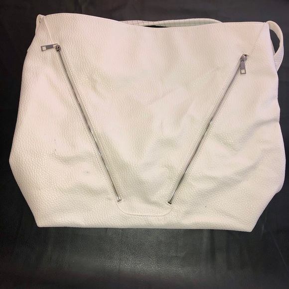 Just Fab white purse - Picture 1 of 8